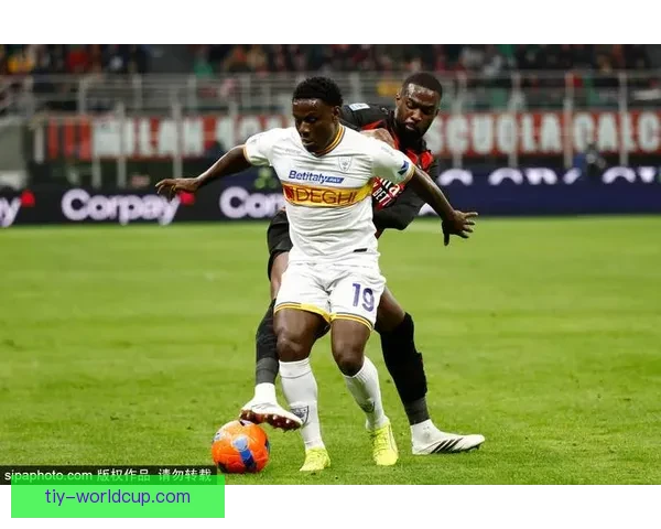 米兰阿莱格里为莱奥耻骨炎症风险谨慎安排出场计划