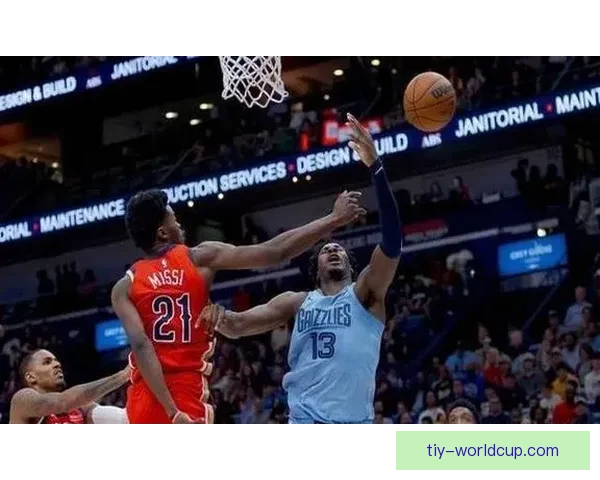 小卡12分钟31分文班空砍出局